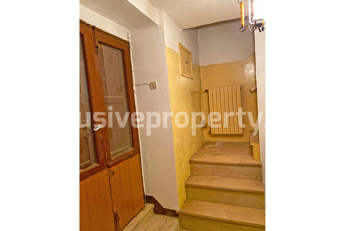 Property consisting of two residential units for sale in Abruzzo - Italy 84