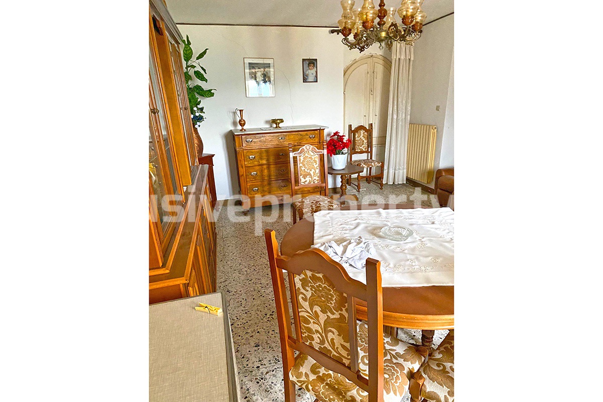 Property consisting of two residential units for sale in Abruzzo - Italy 52