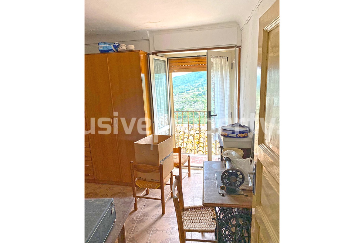 Property consisting of two residential units for sale in Abruzzo - Italy 87