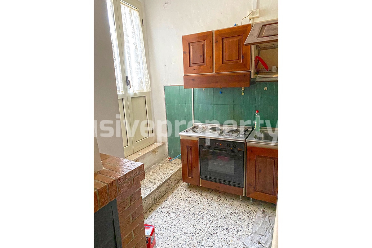 Property consisting of two residential units for sale in Abruzzo - Italy 77