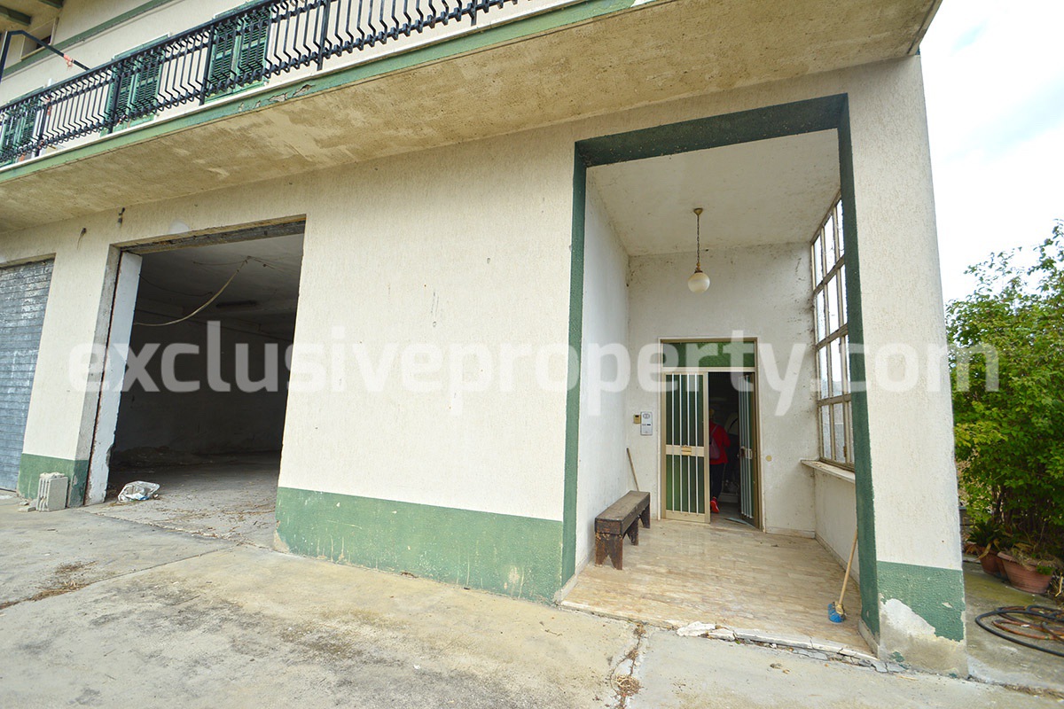 Property for sale in Abruzzo consisting of two very spacious country houses 7