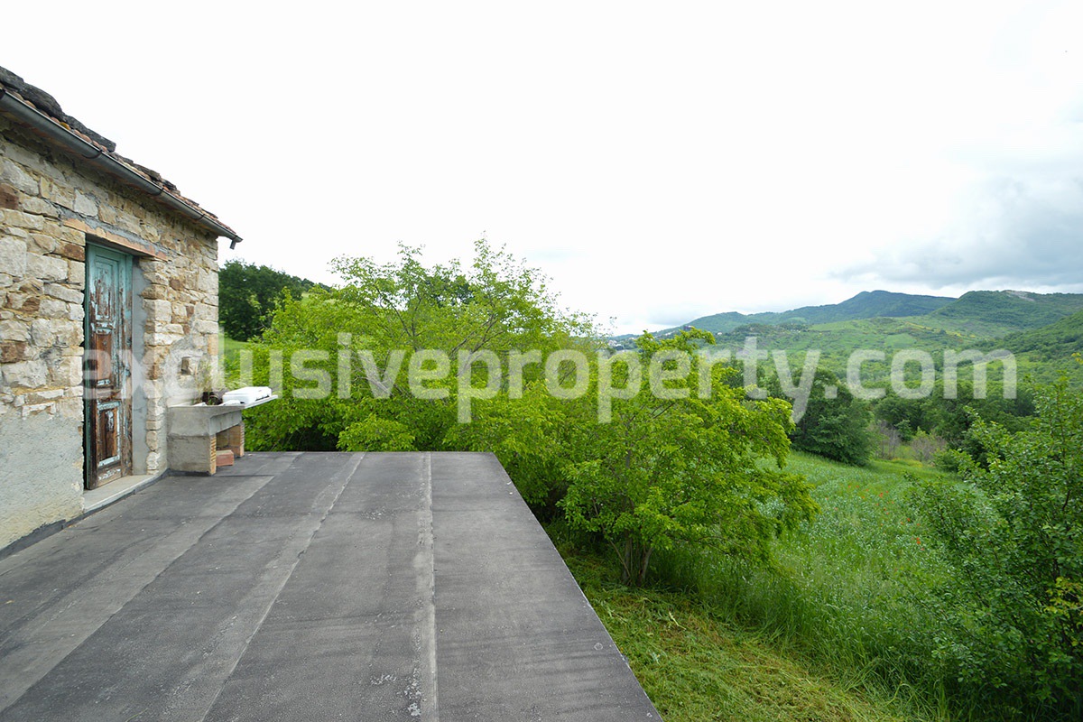 Stone cottage with land for sale in Abruzzo - Carpineto Sinello - Italy 12