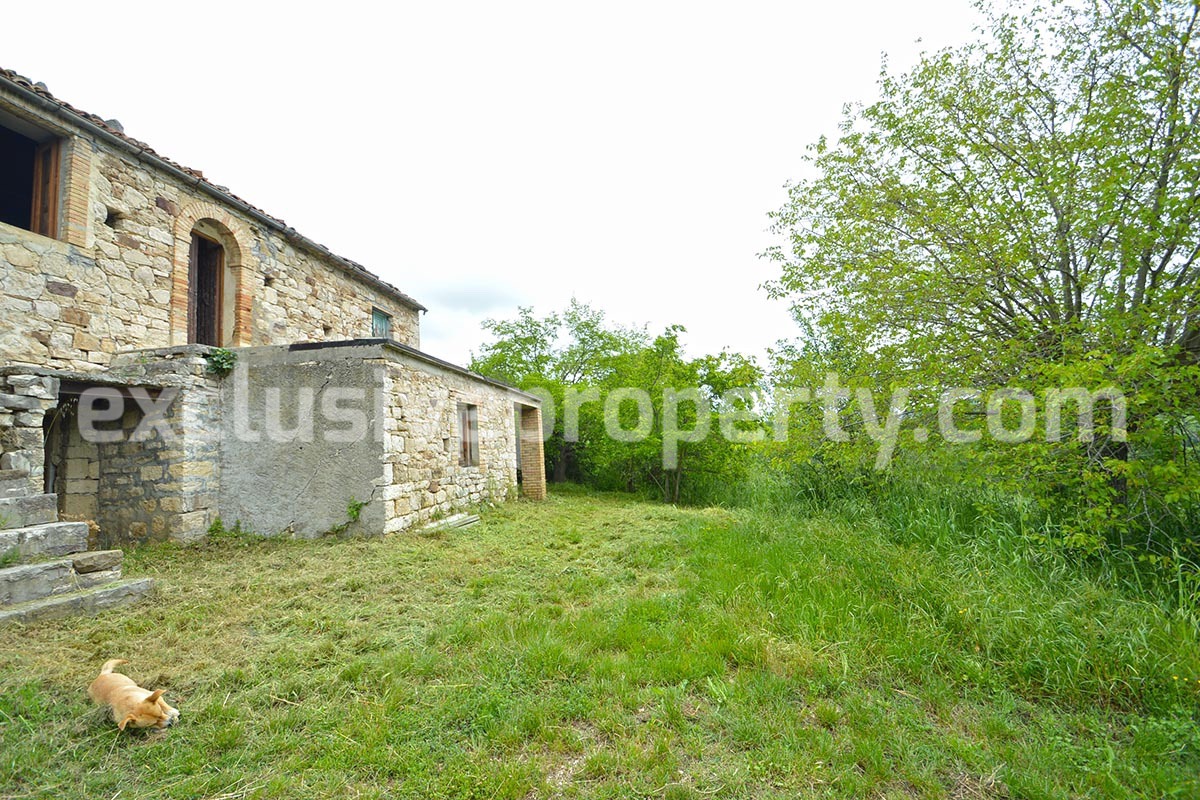 Stone cottage with land for sale in Abruzzo - Carpineto Sinello - Italy 28