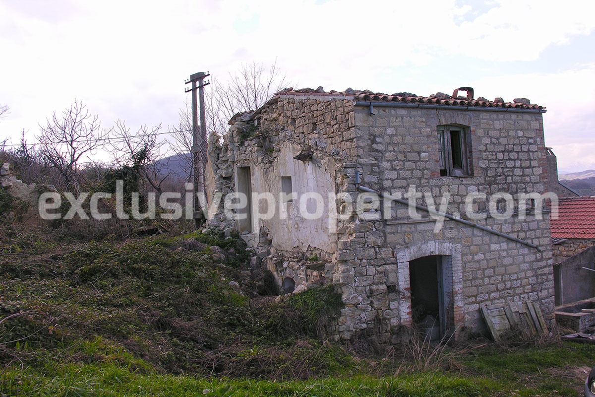 Land for sale in Carpineto Sinello - Chieti - Abruzzo - Italy