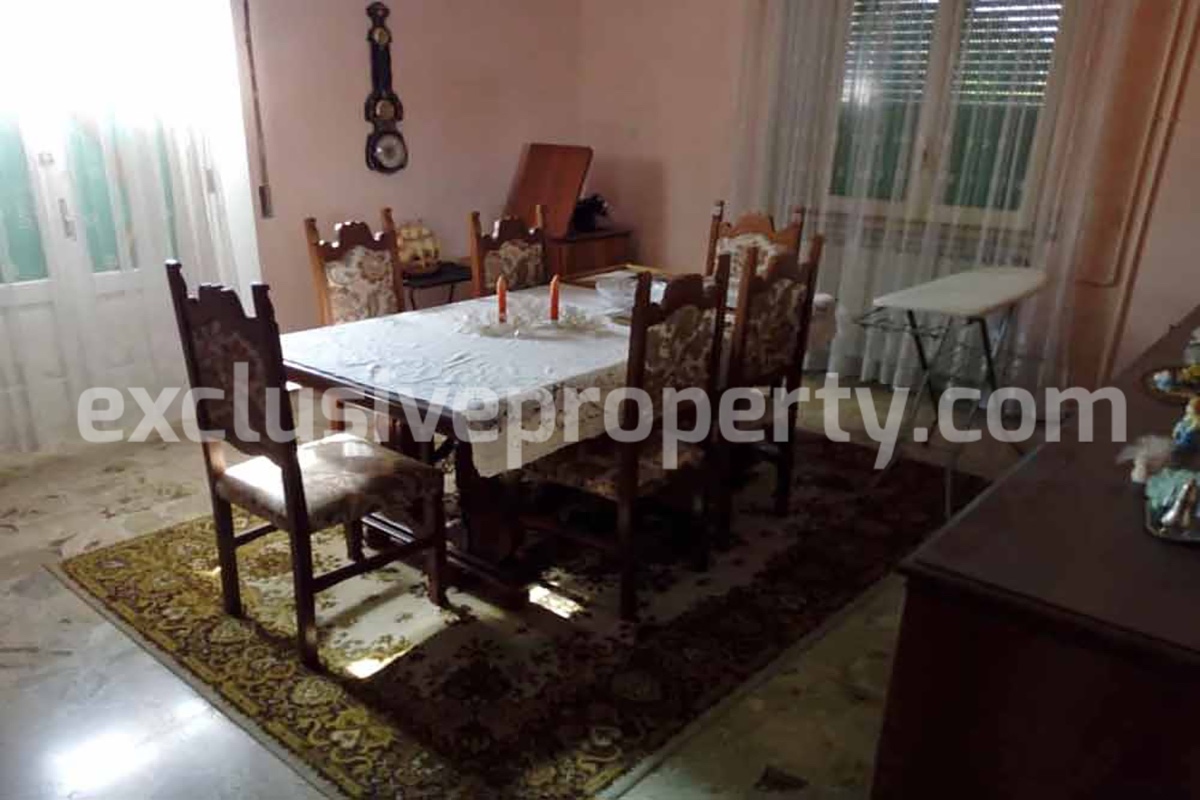 Apartment with garage for sale in Abruzzo 36km from the beaches of San Salvo