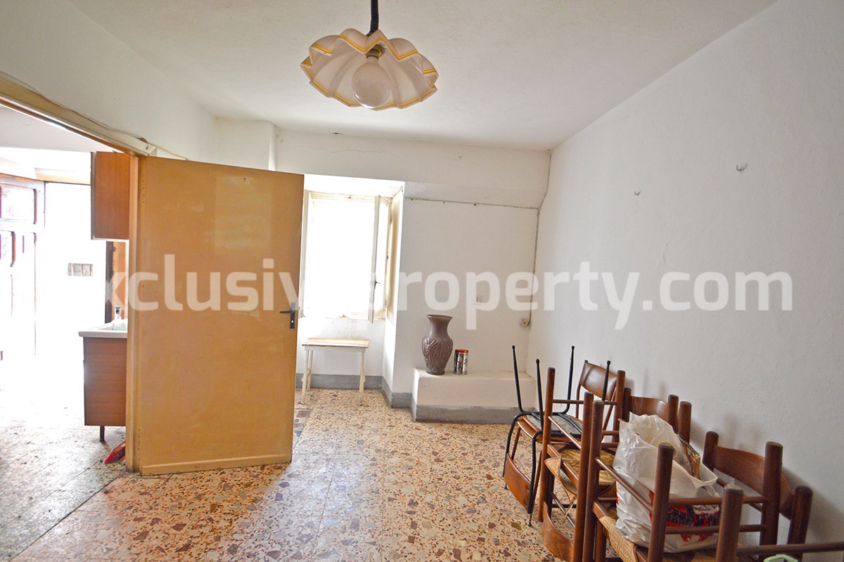 Spacious house with cellar for sale in a characteristic village Abruzzo 5