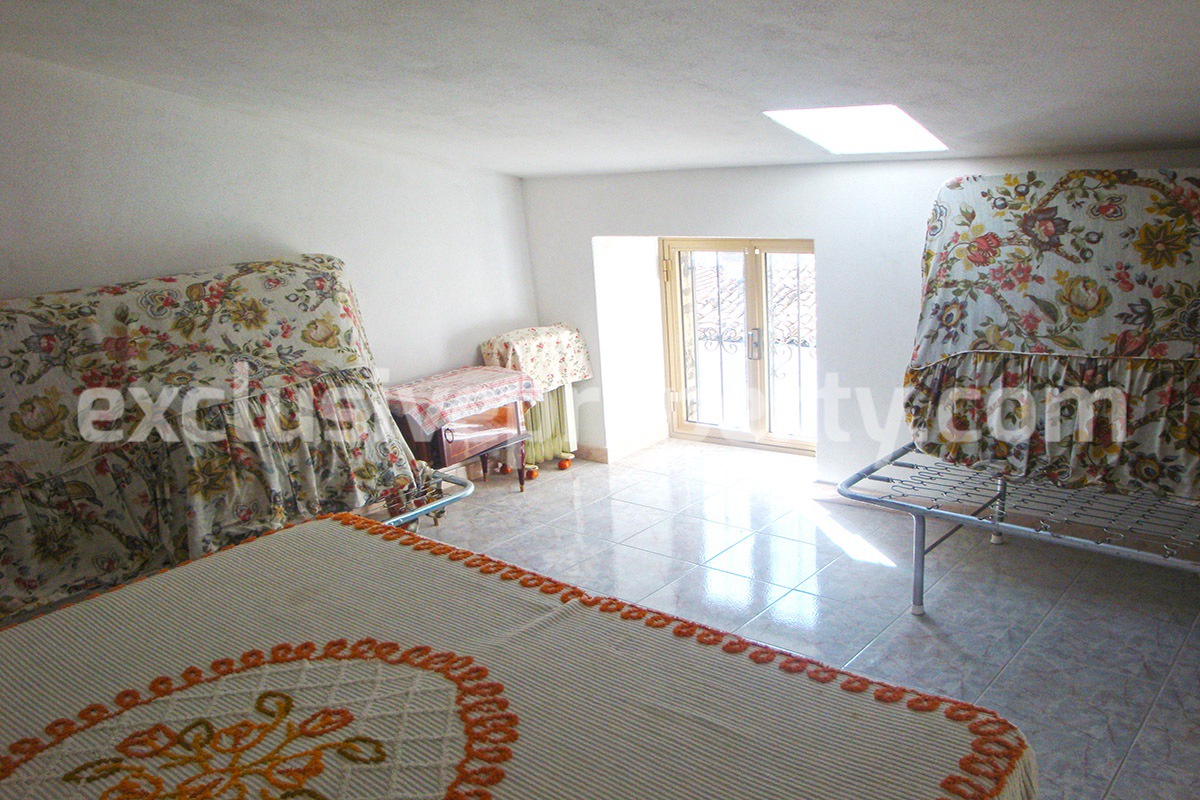 Ancient stone house renovated for sale in Abruzzo - Italy 26