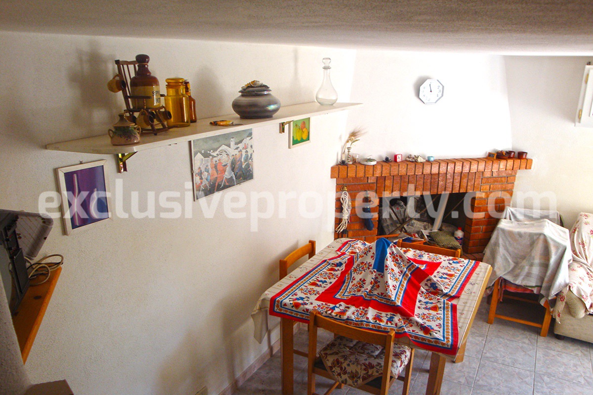 Ancient stone house renovated for sale in Abruzzo - Italy 12