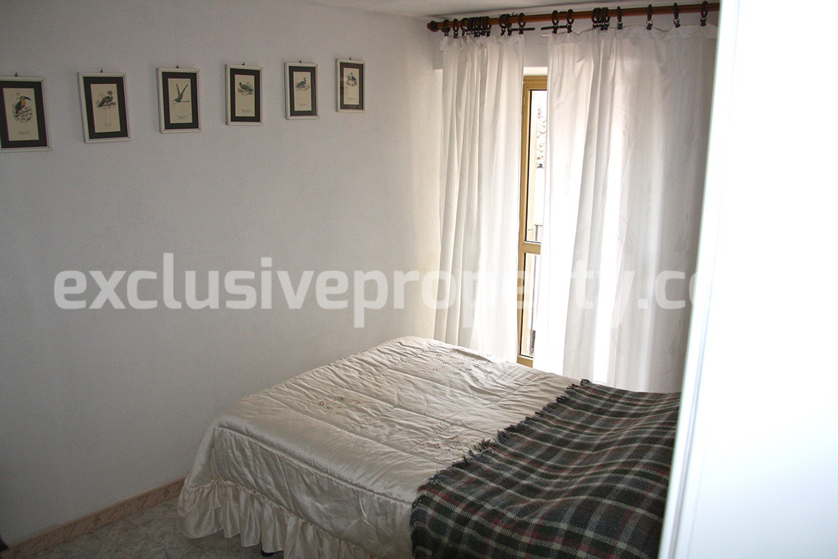 Ancient stone house renovated for sale in Abruzzo - Italy 18