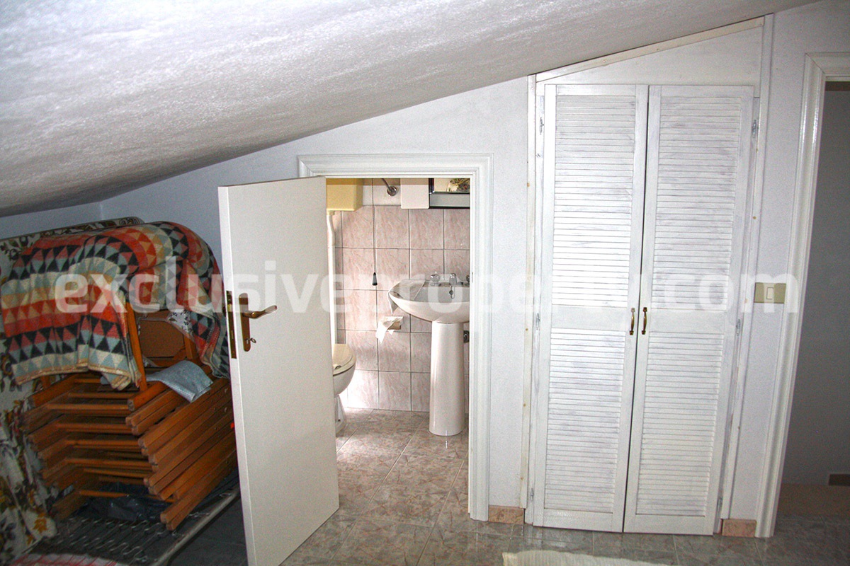 Ancient stone house renovated for sale in Abruzzo - Italy 33