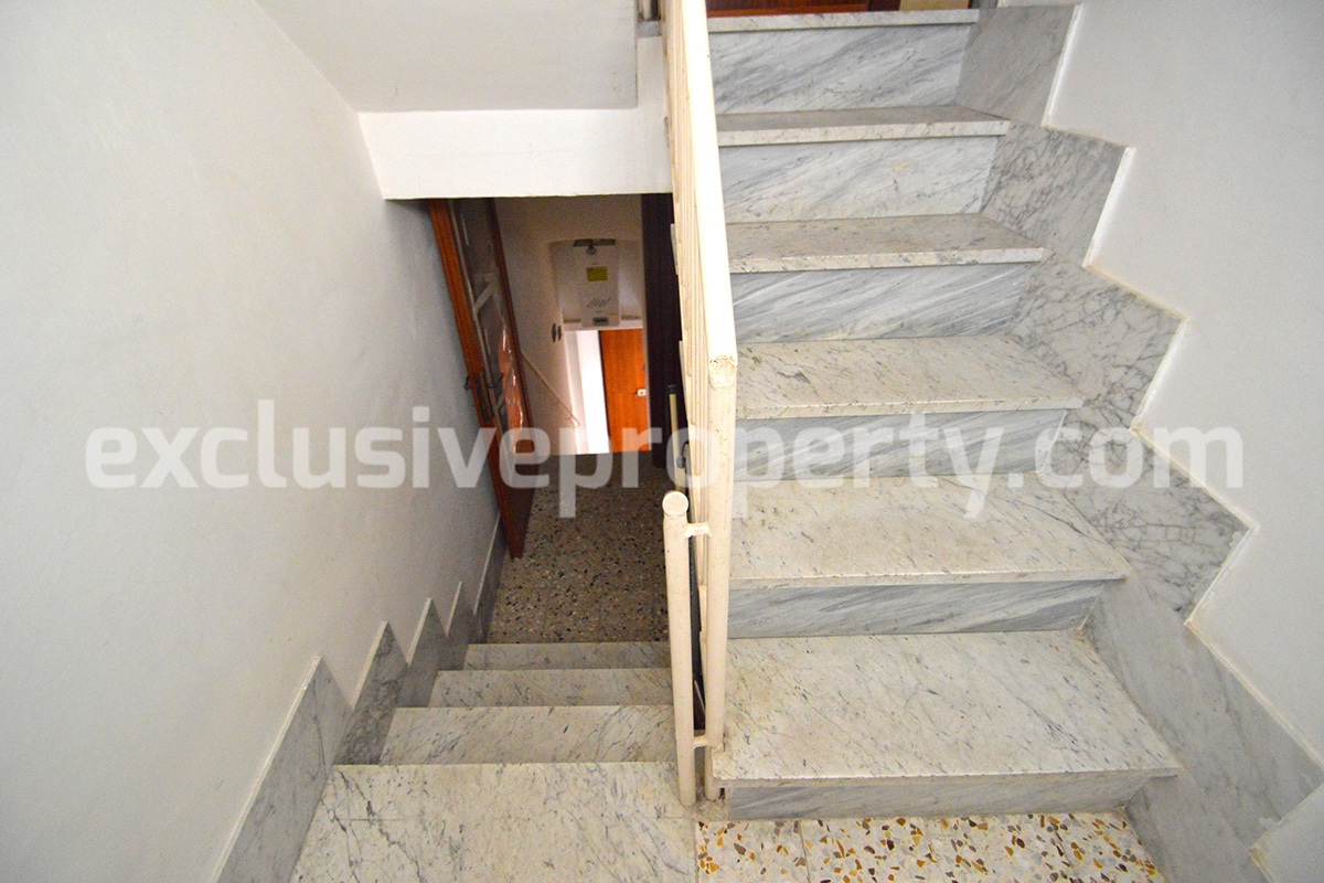 Detached house with cellar for sale in the Molise Region