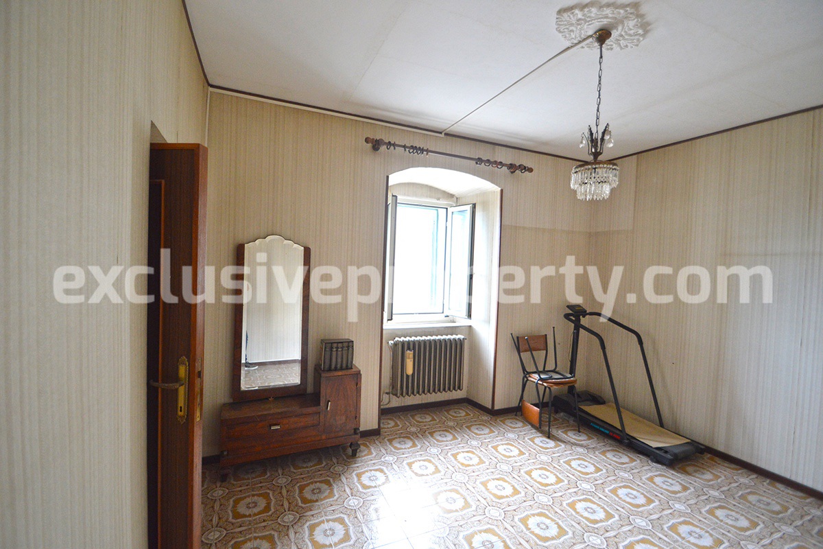 Spacious property in stone with little entrance terrace garage and garden for sale 55