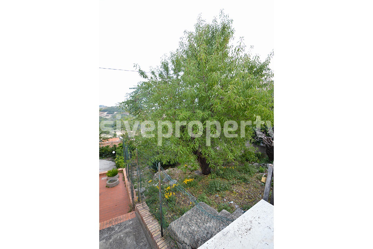 Spacious property in stone with little entrance terrace garage and garden for sale 73