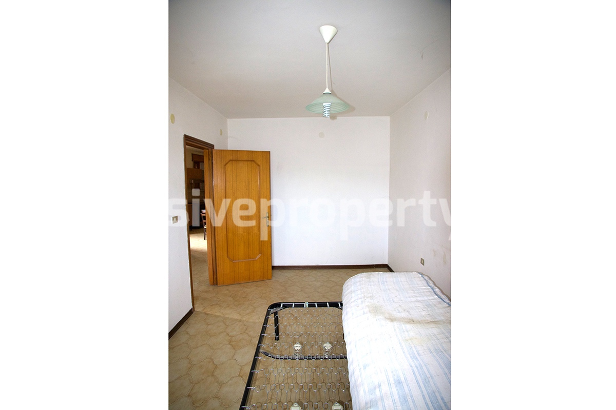 Two bedroom town house overlooking the valley for sale near Campobasso 7