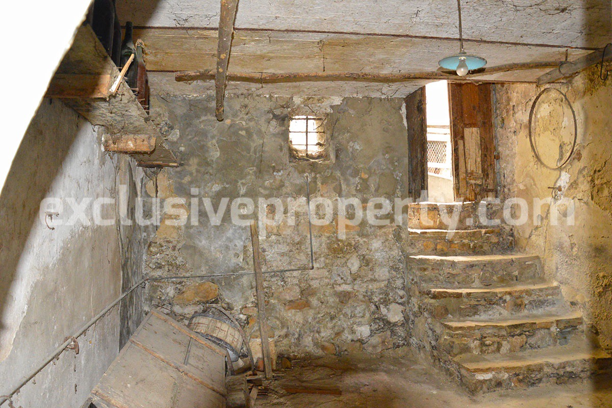Stone house to renovate located just 30 km from the Adriatic Sea - Abruzzo 6