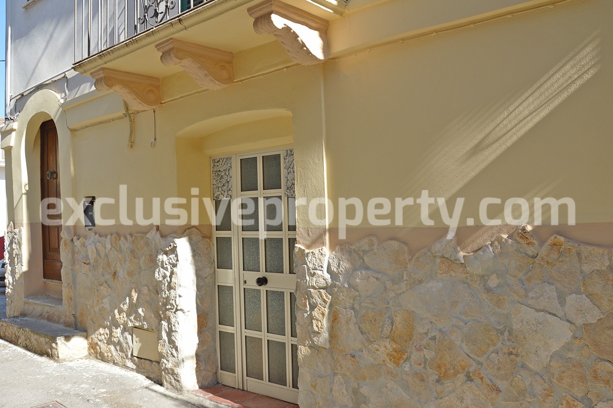 Town house two apartments for sale in Casalbordino - by the sea 4