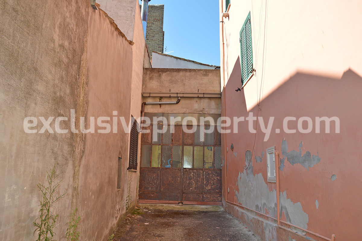 Town house two apartments for sale in Casalbordino - by the sea 38