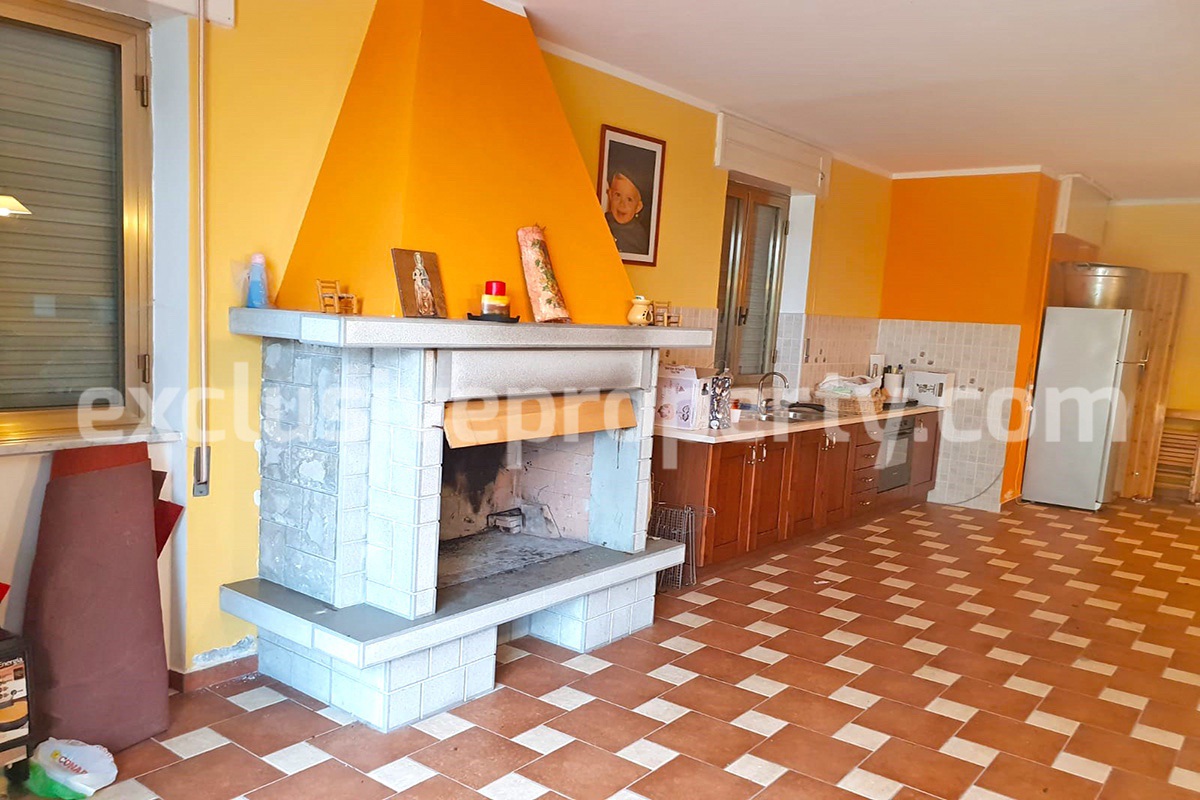 Completely independent house with garden and fenced for sale in the Abruzzo 15