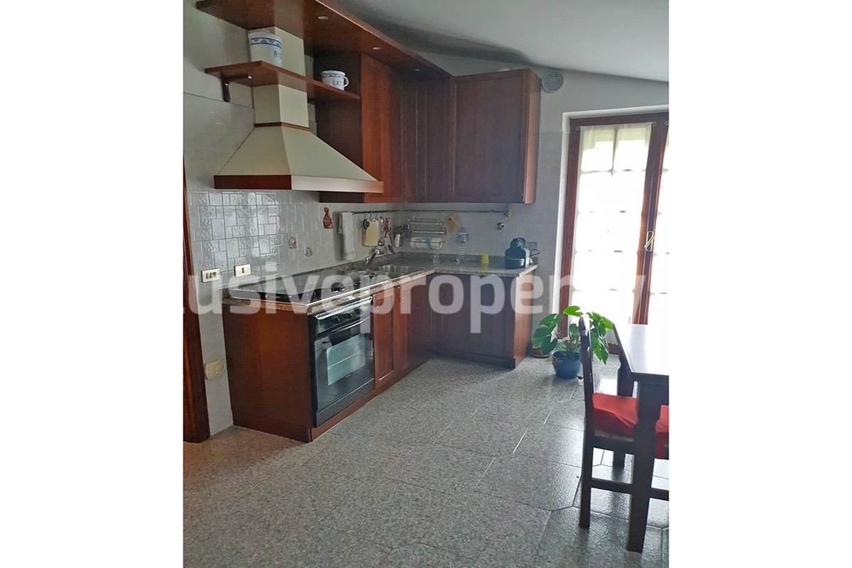 Completely independent house with garden and fenced for sale in the Abruzzo 20