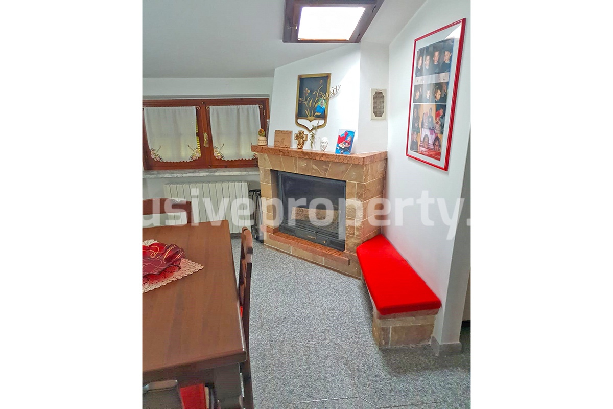 Completely independent house with garden and fenced for sale in the Abruzzo 23