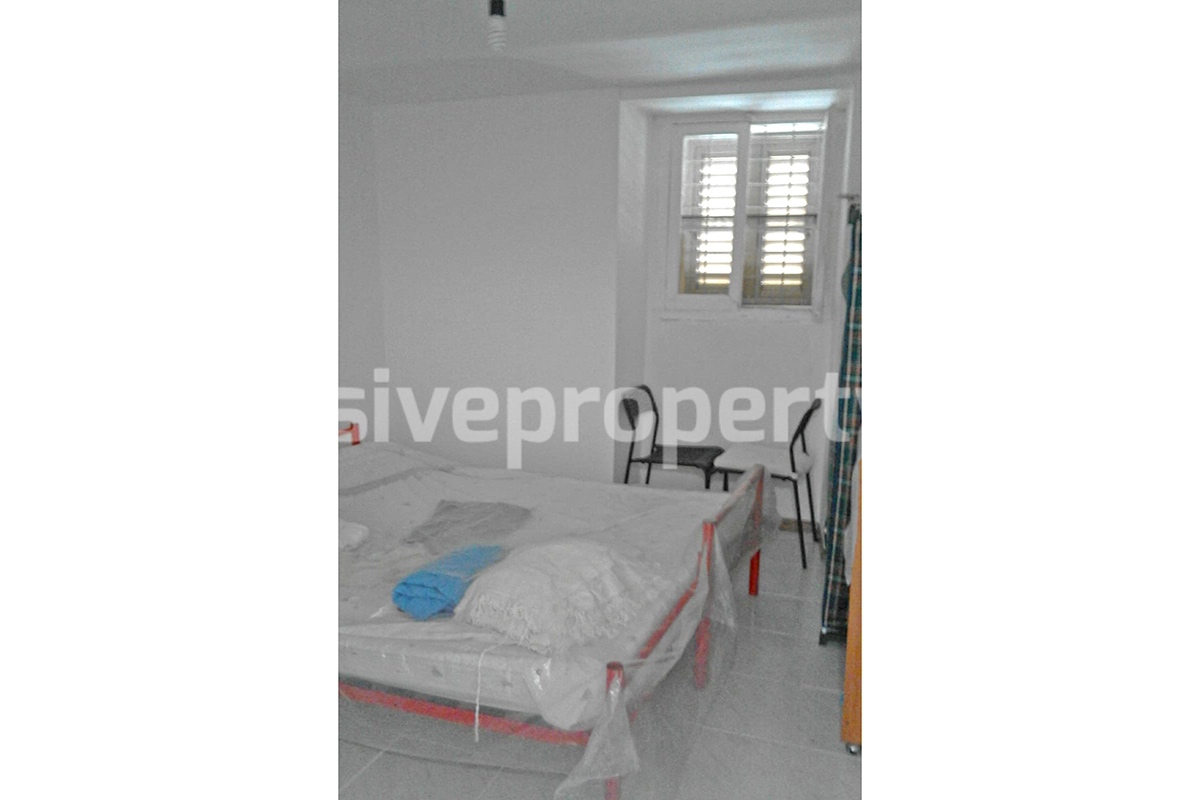 Ancient house with two bedrooms for sale in Abruzzo 6