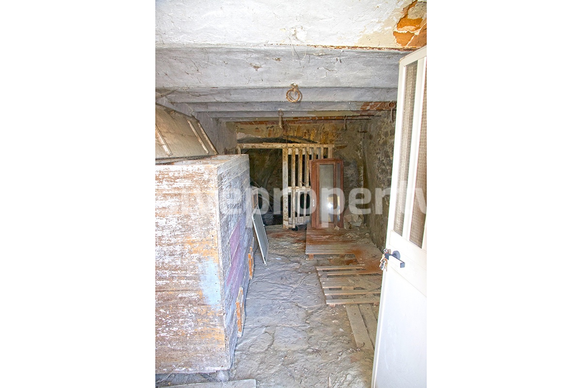 Property composed by three units in a single price for sale in Molise - Italy 29