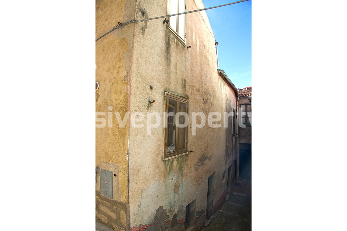 Property composed by three units in a single price for sale in Molise - Italy 33
