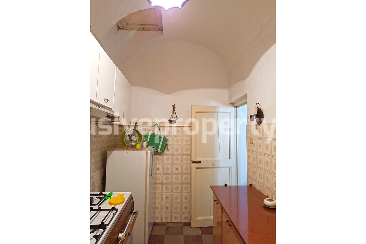 Historic stone house renovated with period details for sale in Molise - Italy 20