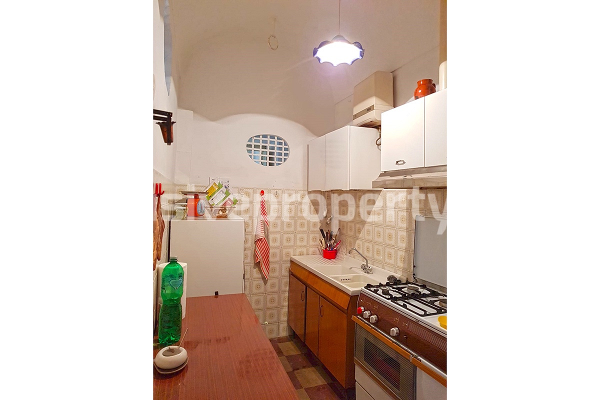 Historic stone house renovated with period details for sale in Molise - Italy 19
