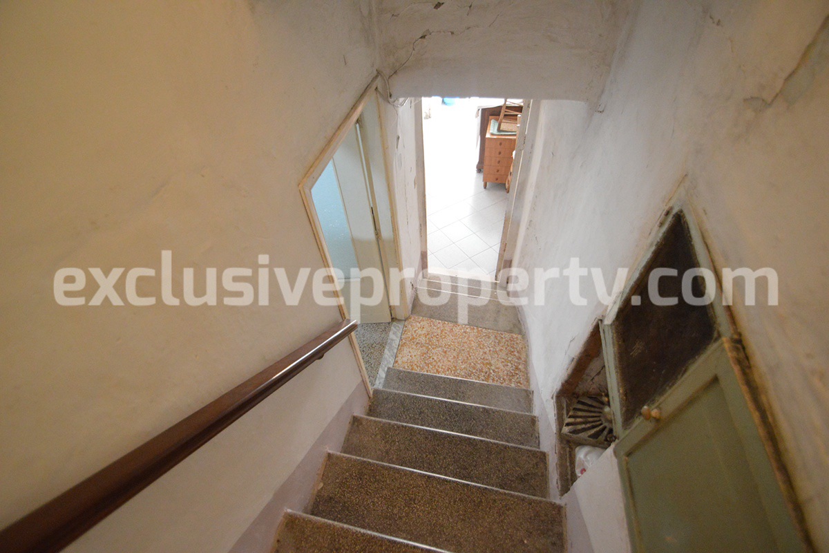 Stone town house in a small medieval village Salcito - Molise