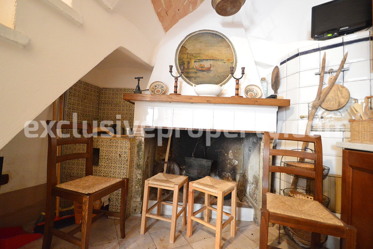 Character house renovated with a rustic touch for sale in Molise - Italy 29