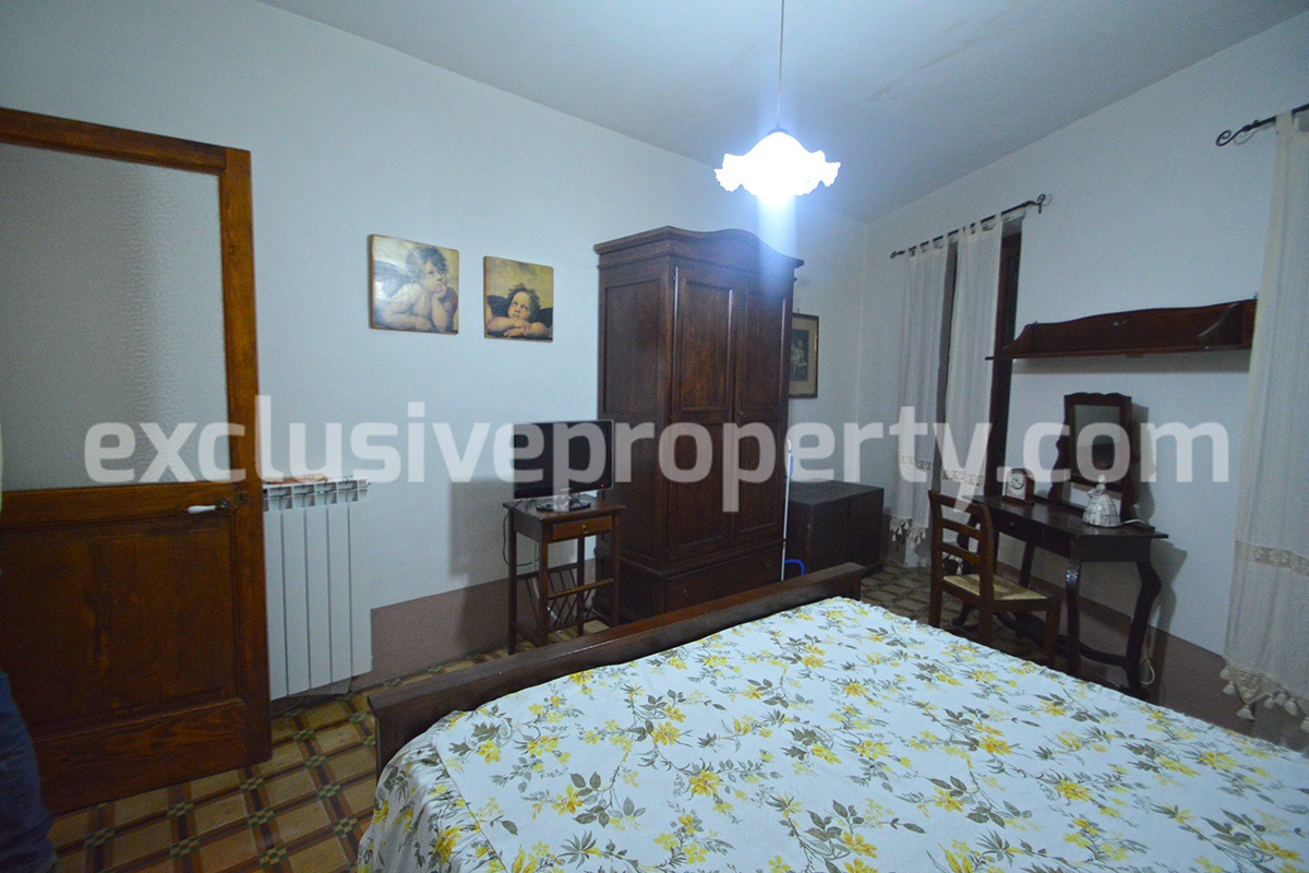 Character house renovated with a rustic touch for sale in Molise - Italy 16