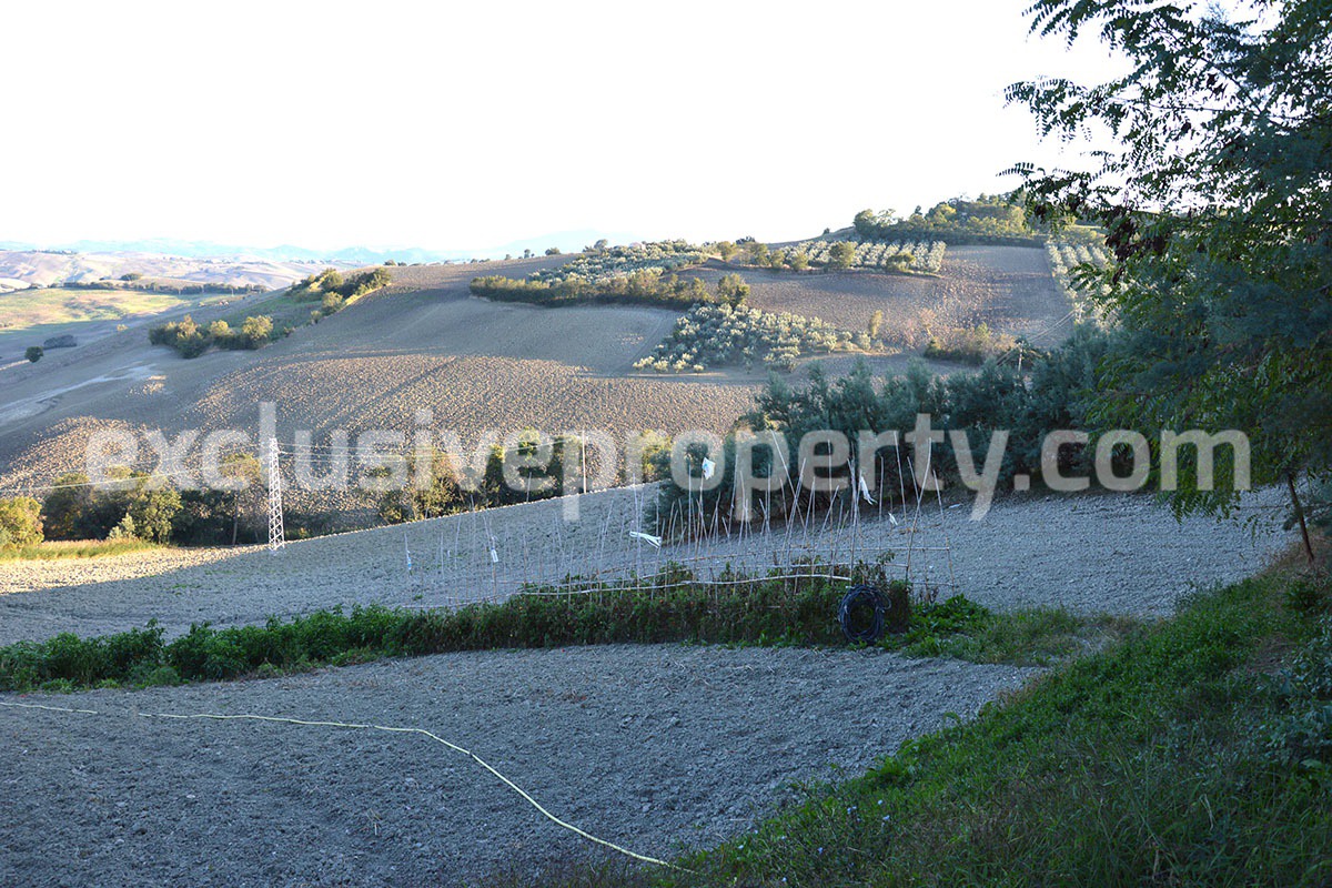 Two storey country house for sale in Atessa- Abruzzo - Italy
