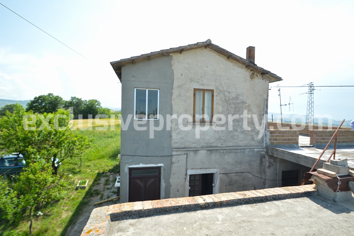 House with large terraces overlooking the sea barn and land for sale in Italy 14