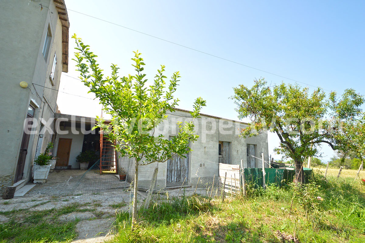 House with large terraces overlooking the sea barn and land for sale in Italy 35