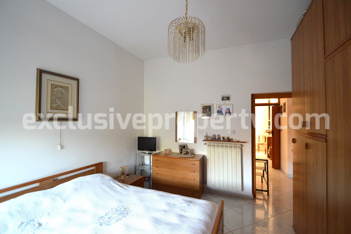 Ancient semi-detached house with garden for sale in Abruzzo 14