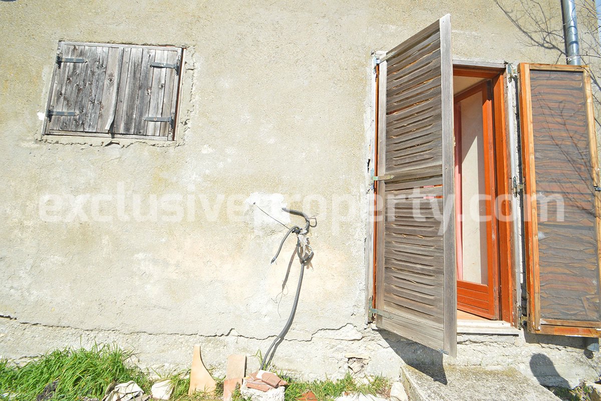 House with two bedrooms and garden for sale in Abruzzo - Fraine 19