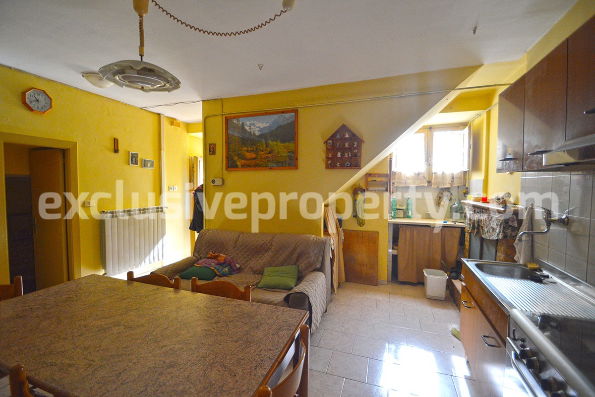 Cheap property a few km from the sea for sale in Italy - Abruzzo