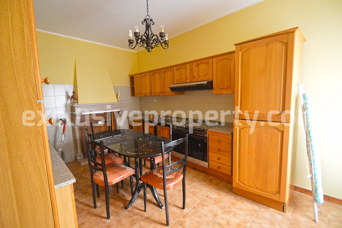 Spacious house with panoramic view for sale in Molise - Civitacampomarano