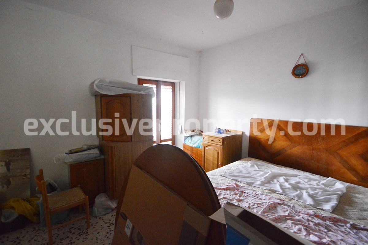 Habitable small townhouse in a quaint small village Molise 7