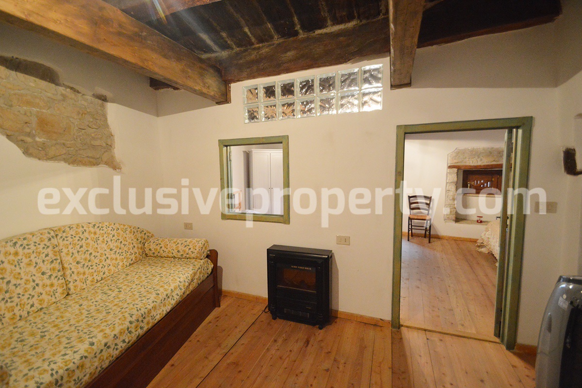 Beautiful rustic-style house renovated for sale in the historic center