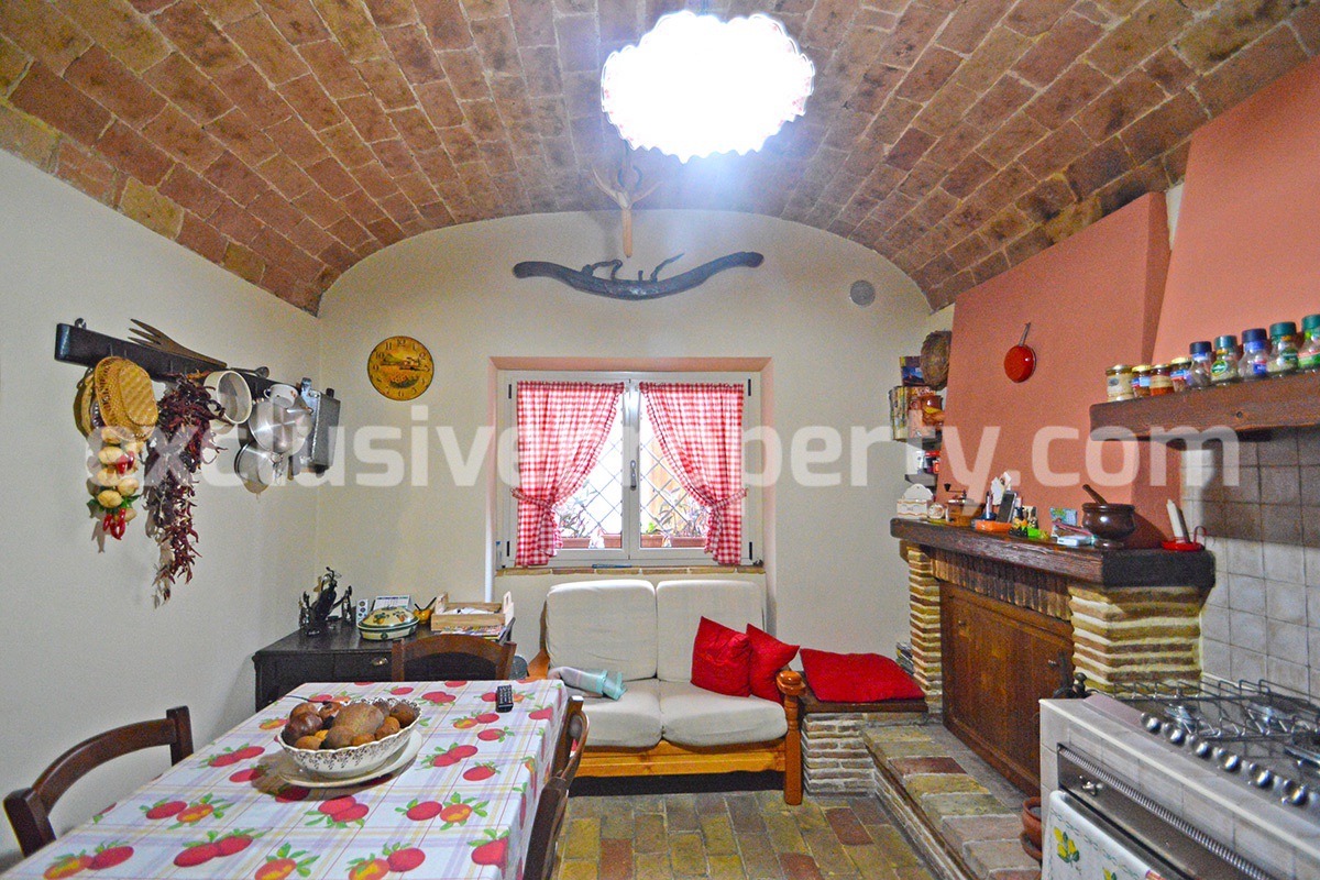 Brick property renovated in an antique style a few km from the beach