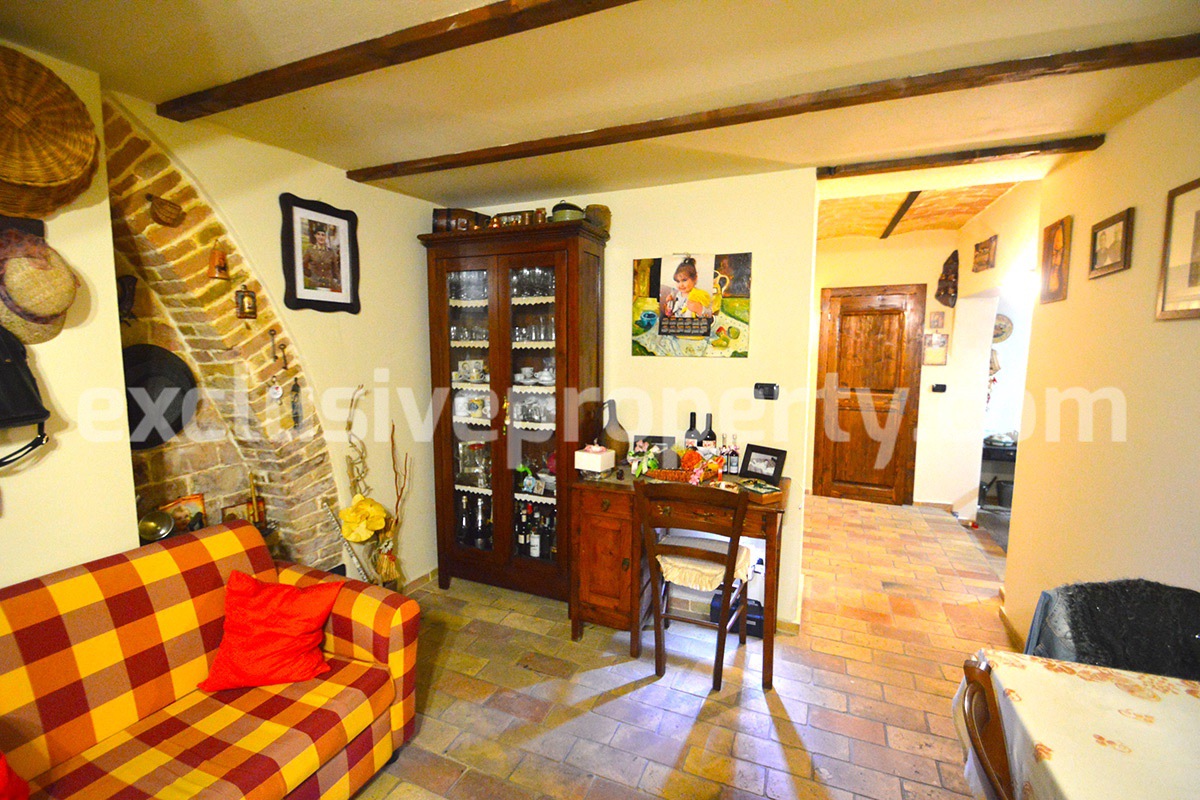 Brick property renovated in an antique style a few km from the beach
