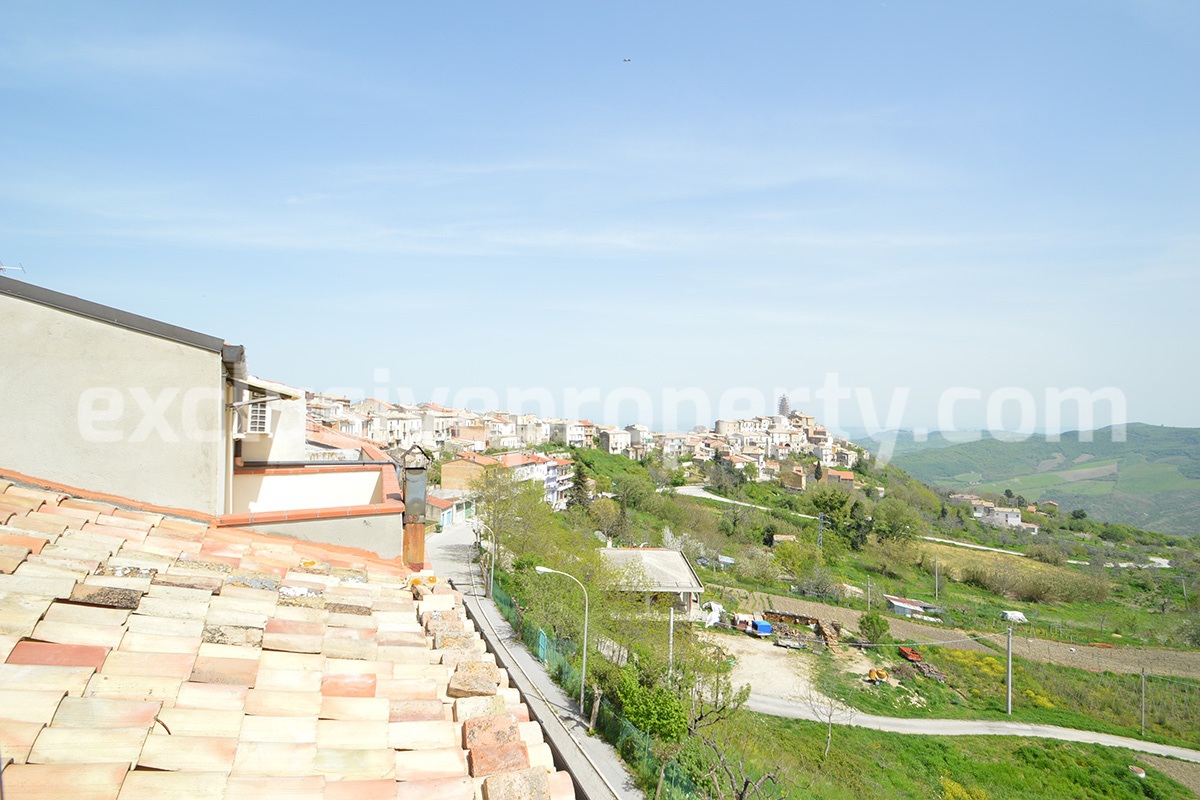 House with garage and panoramic view for sale in Italy - region Abruzzo 15