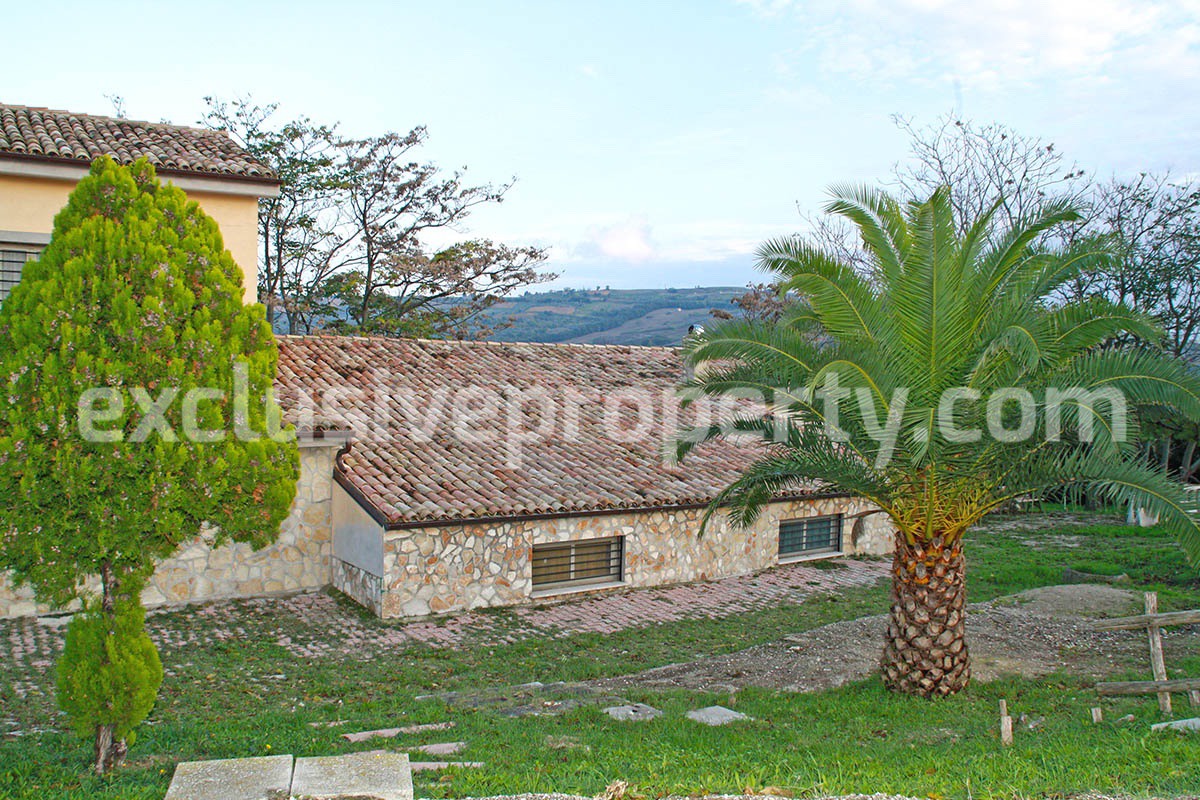 Cottage completely restored with land - Ideal for Bed and Breakfast for sale in Abruzzo