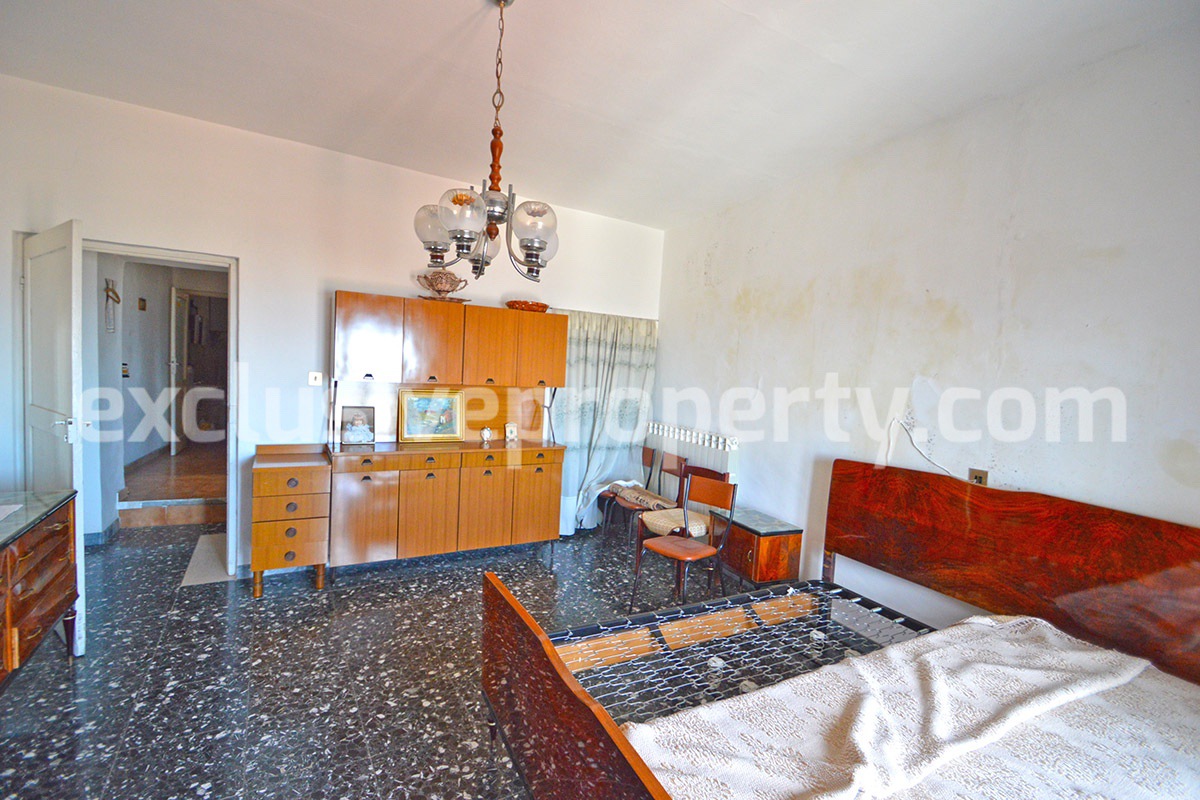 Characteristic house with a view of the valley and the sea - for sale in Abruzzo 9