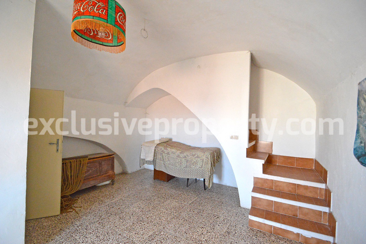 Characteristic house with a view of the valley and the sea - for sale in Abruzzo 14