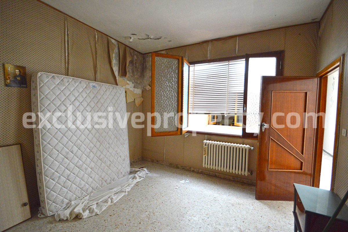 Huge furnished and habitable property for sale in Abruzzo 10