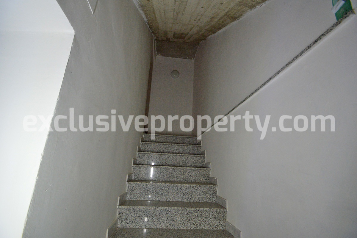 Town house with little terrace for sale in Lentella - Abruzzo - Italy 4
