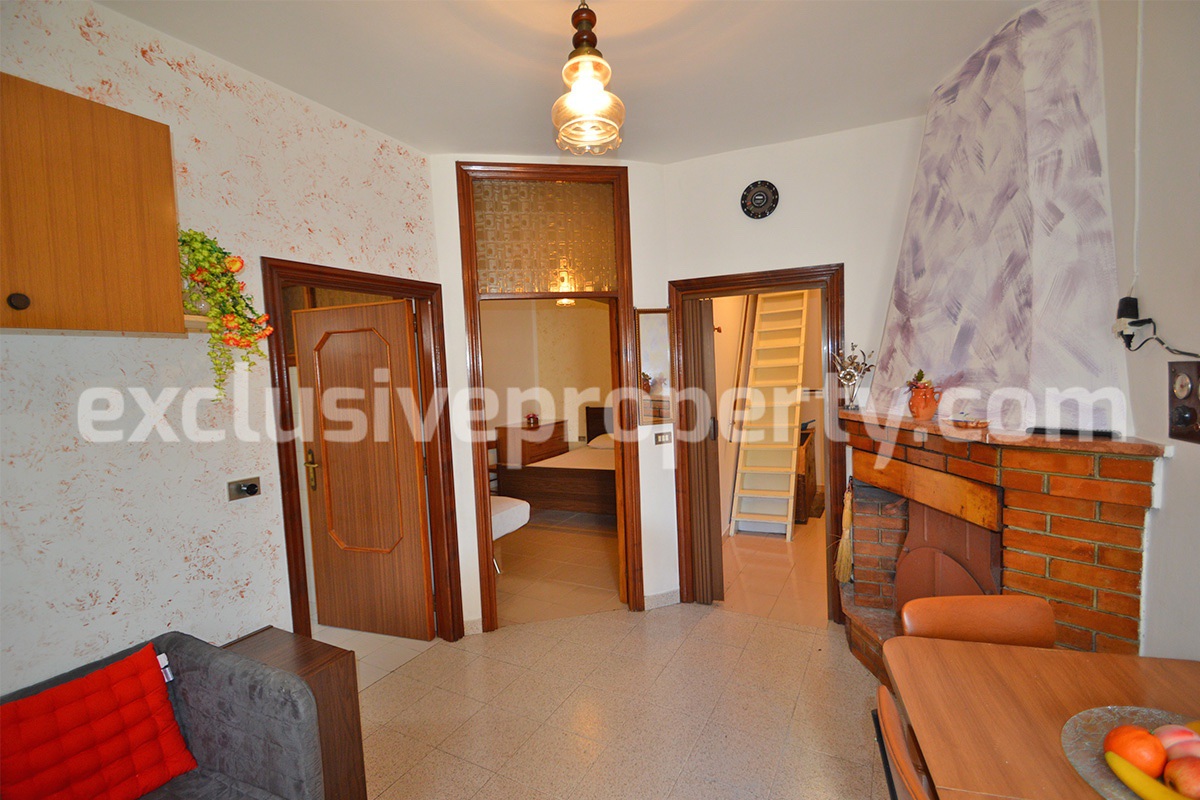 Habitable tiny house for sale in Abruzzo town few km from the sea